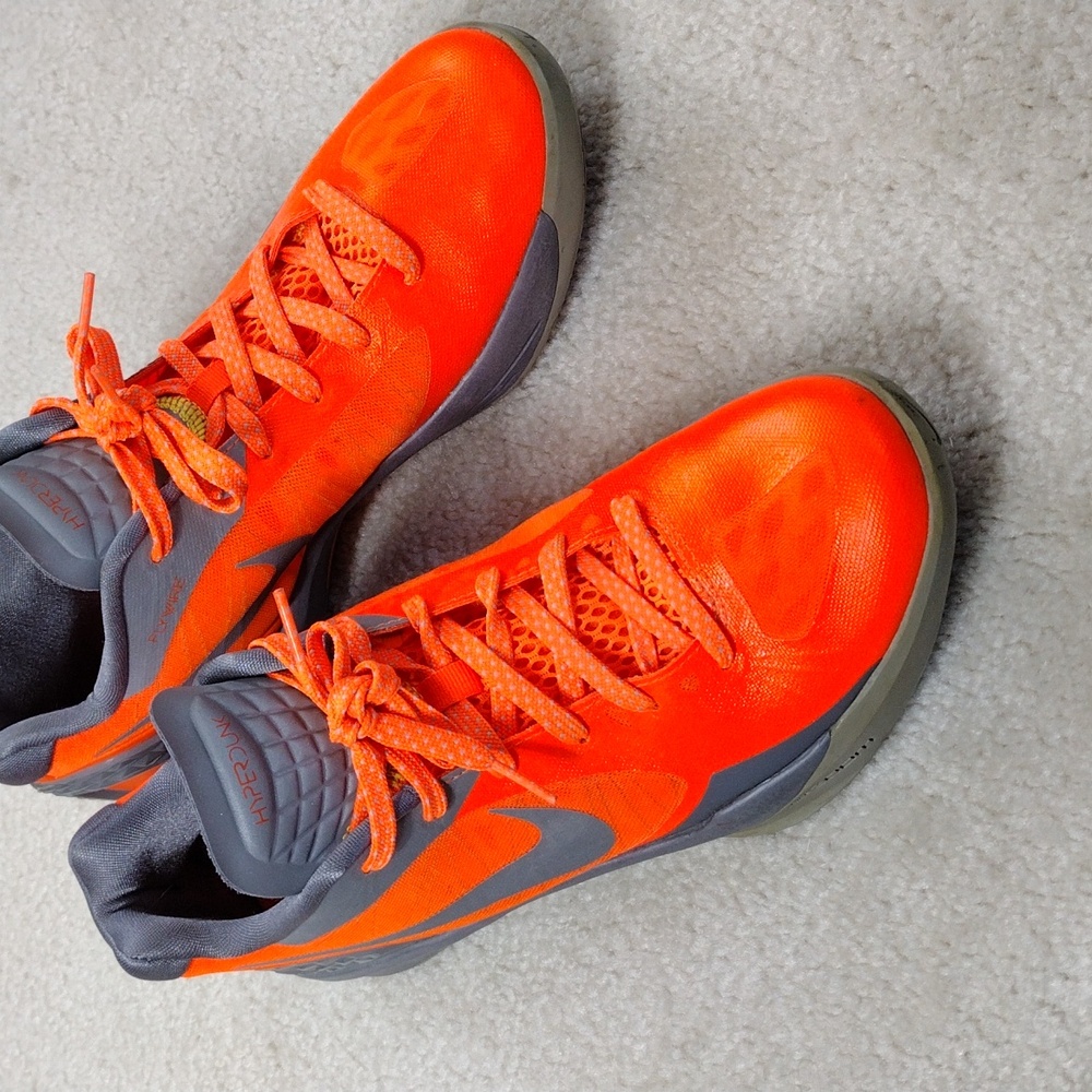 Nike men's Hyper Dunk orange mesh sneakers. Size 9